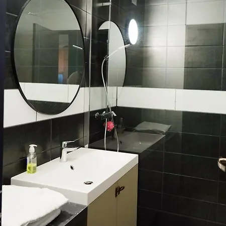 شقة 2 Louis - Euroairport - Basel - Train Station