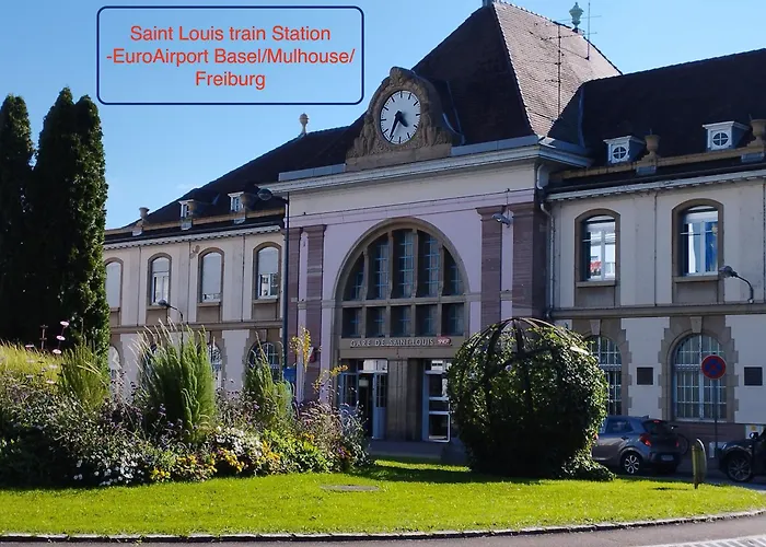 2 Louis - Euroairport - Basel - Train Station