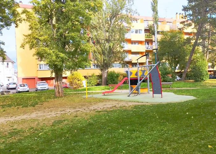 2 Louis - Euroairport - Basel - Train Station Apartamento *